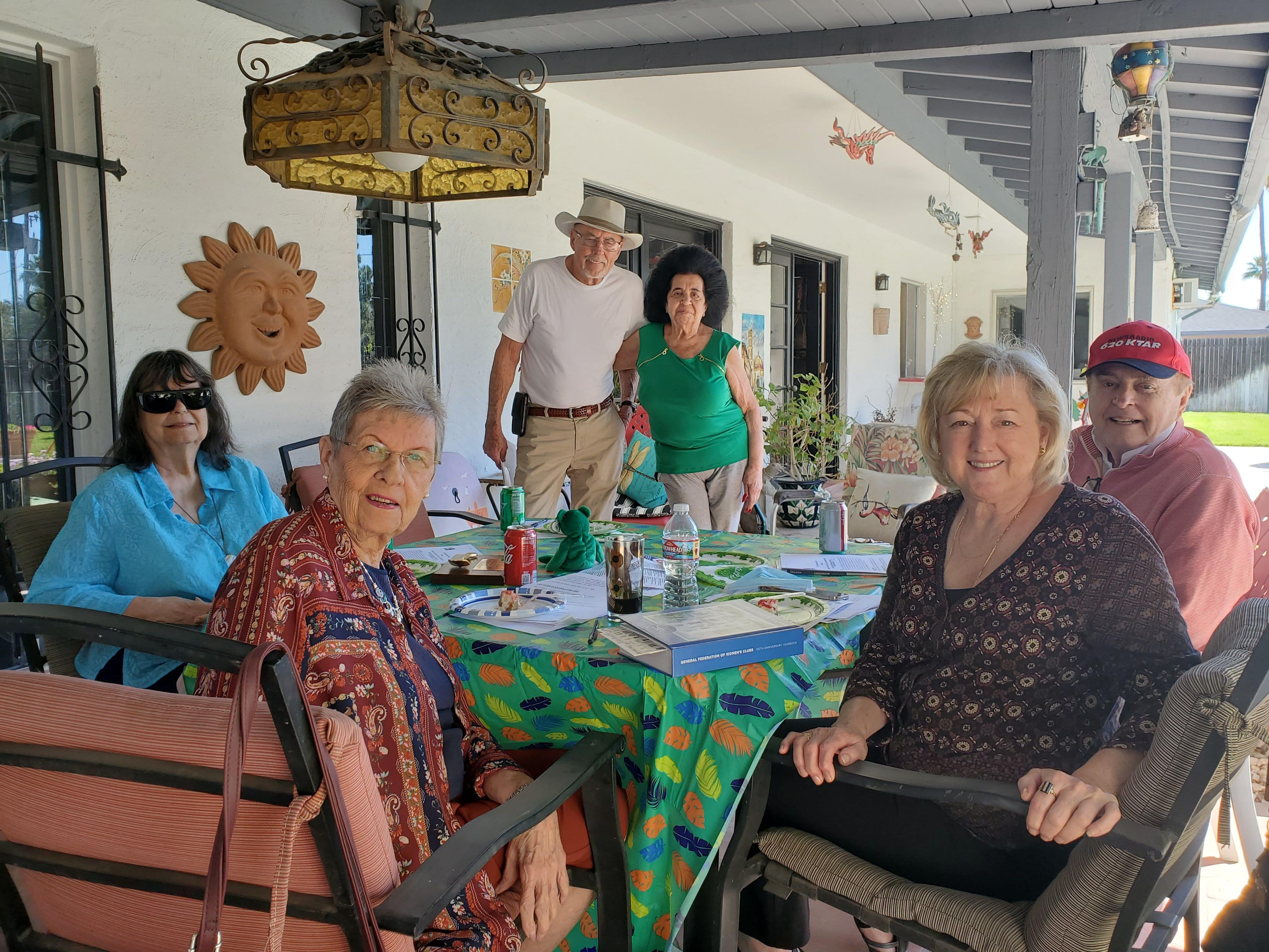 l-r: Polly Schumacher, Geri Rosato, Maurie Helle, Mary Morrison, Lynda Gallagher, Pat McMahon. Not pictured: Thomas Mihalchick
